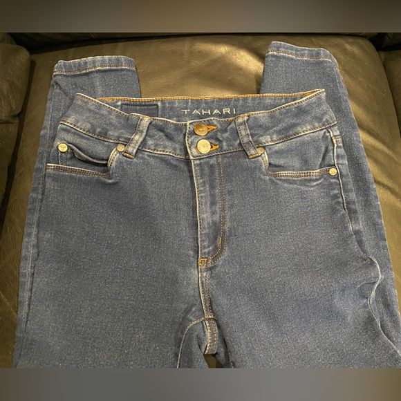 Tahari Skinny Jeans - Picture 2 of 3
